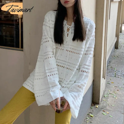 Vintage O-neck Lace-up Loose White Long-sleeved Sweater Women Winter New Streetwear Sexy Hollow Casual Knitted Tops