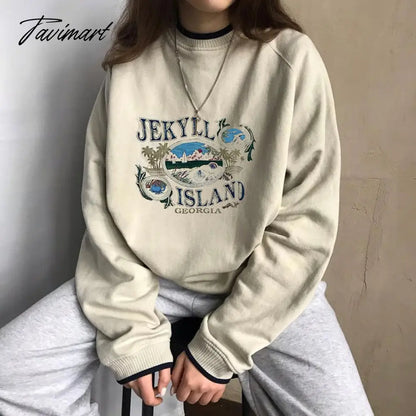 Women Crew Neck Raglan Sleeved Sweatshirt With Contrast Trimming In Beige Vintage Frint Front Sweatshirt