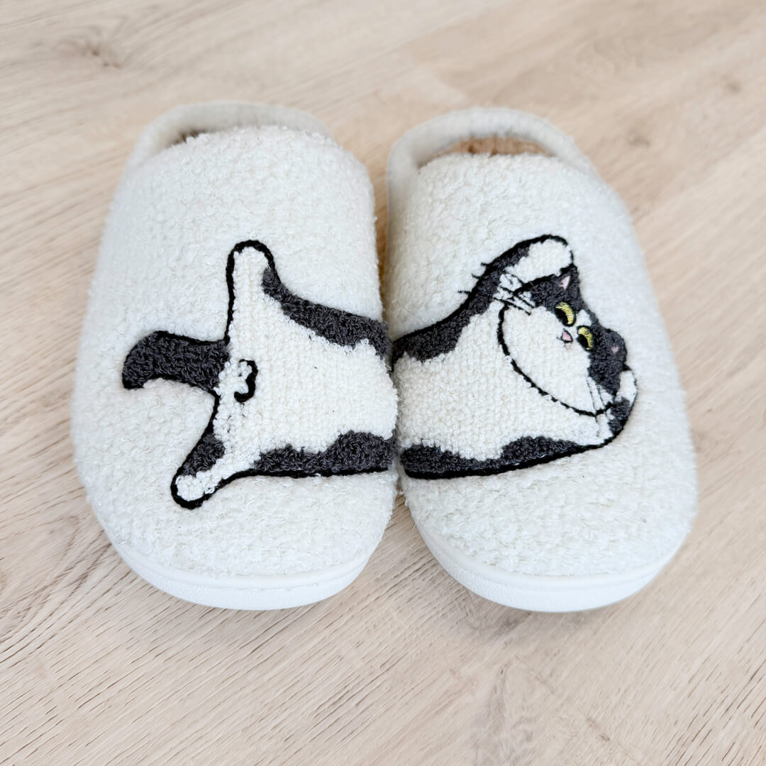 Happy Cat Plush Slippers