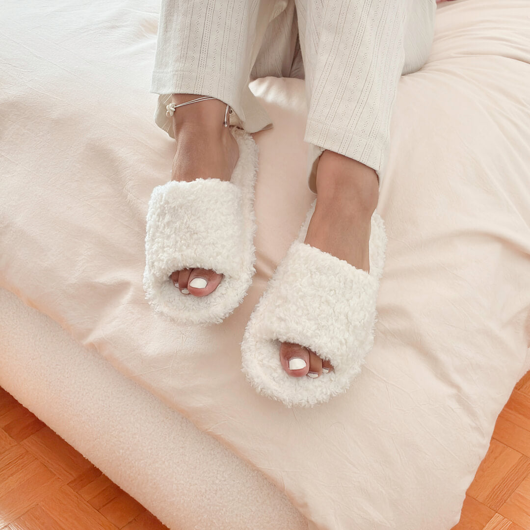 Eve Fuzzy Open Toe Slippers