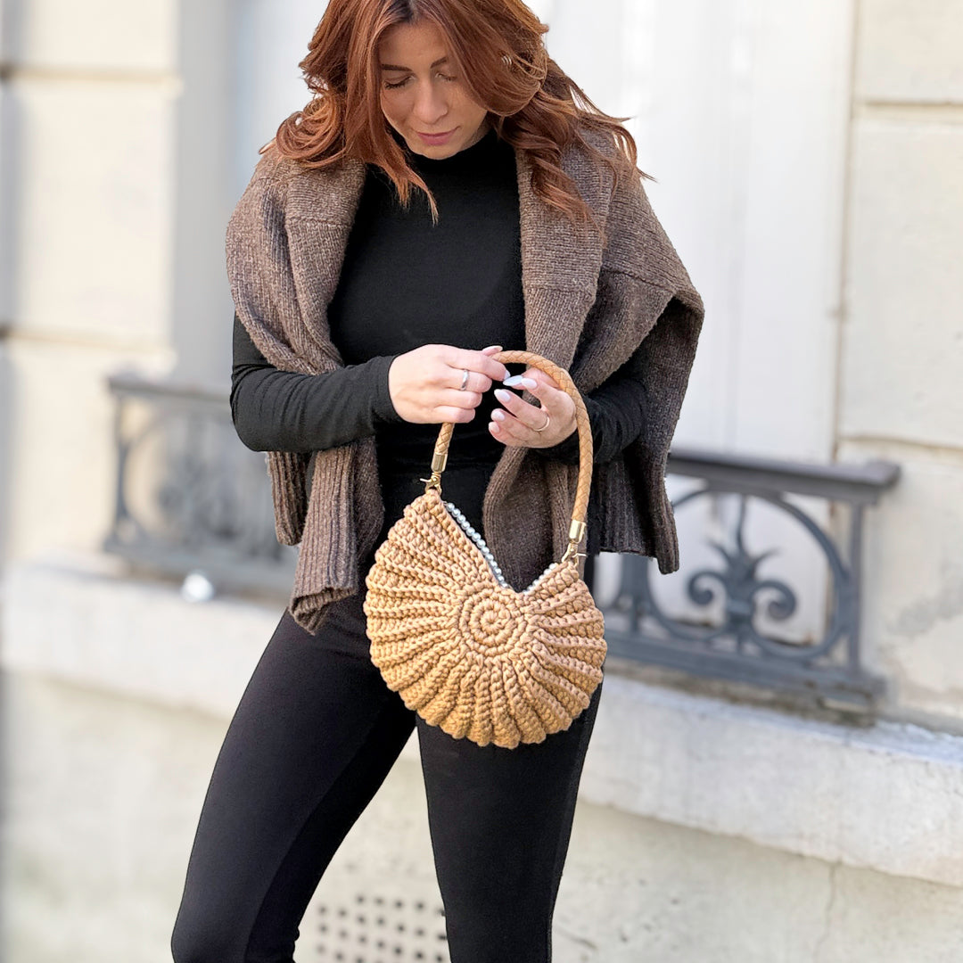 Boho Woven Shell Handbag